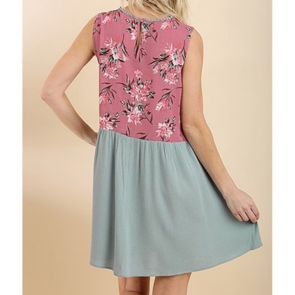 Umgee Mint Floral Lace Detail Dress - Picture 15 of 16